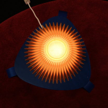 Pleaty Lamp