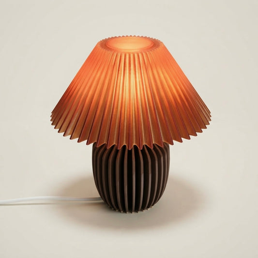 Pleaty Lamp