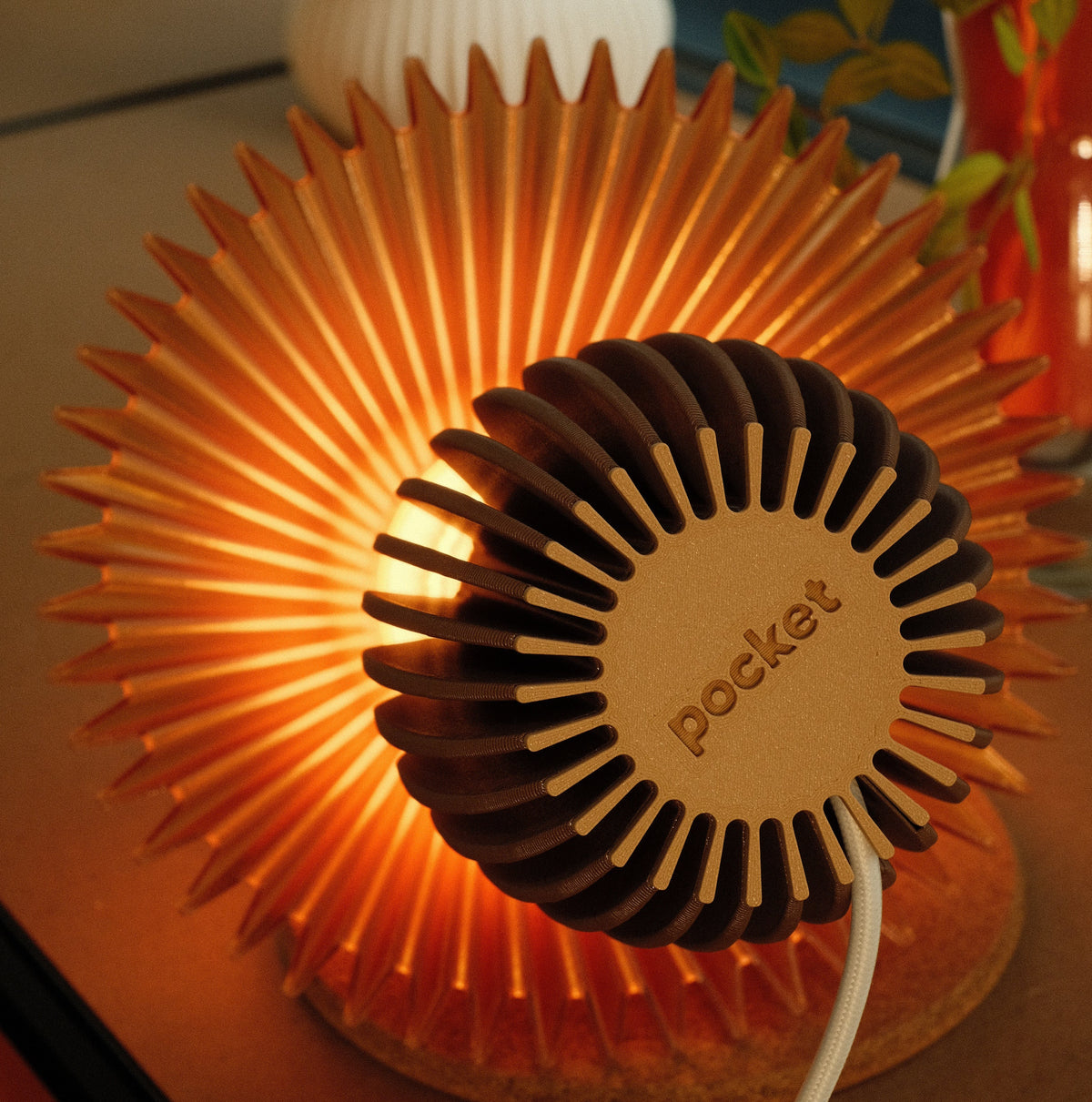 Pleaty Lamp