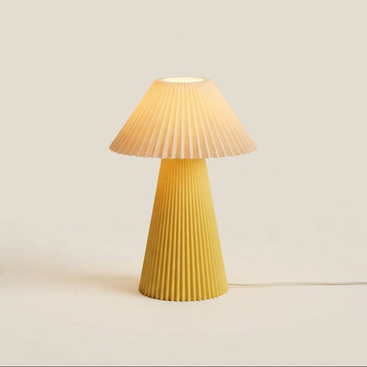 Super Pleaty Lamp